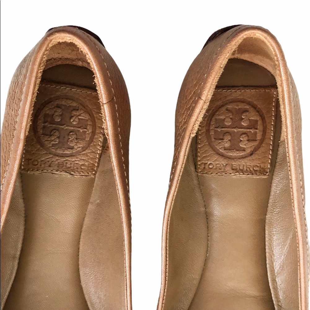 NOT FOR SALE Tory Burch tan flat casual sandals - Picture 2 of 7